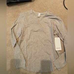 Lululemon love long sleeve size 10 brand new. Washed ash gray.